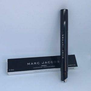 Mark Jacobs Remedy concealer shade Past Curfew